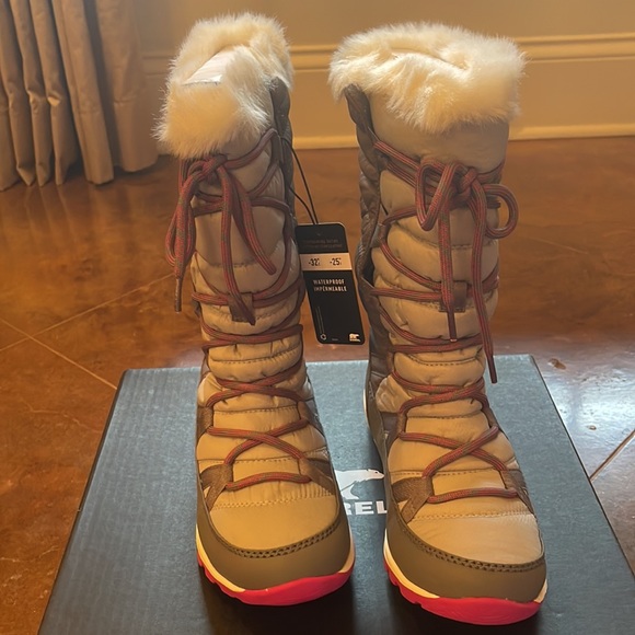 Sorel Whitney Lace Waterproof boots - Picture 4 of 10